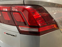 Load image into Gallery viewer, Tail Lamp Light Volkswagen Tiguan 2021 - NW725064
