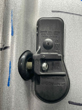 Load image into Gallery viewer, Wheel Rim  G70 2019 - NW726112
