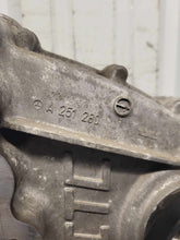 Load image into Gallery viewer, TRANSFER CASE ML320 ML350 ML550 E320 E350 GL450 06 07 08 09 - 12 - NW727335
