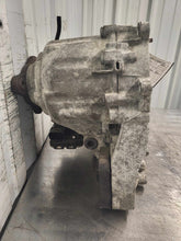 Load image into Gallery viewer, TRANSFER CASE 535i 535i Gt 550i 550i Gt 750 HYBRID 750i 750il B7 10-12 - NW729123

