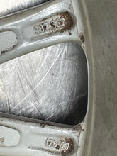 Load image into Gallery viewer, Wheel Rim  PORSCHE BOXSTER 2007 - NW666387
