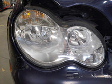 Load image into Gallery viewer, HEADLIGHT LAMP ASSEMBLY C230 C240 C280 C320 C350 C55 05-07 Right - NW730786
