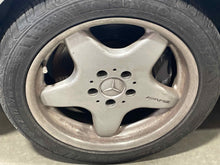 Load image into Gallery viewer, WHEEL Mercedes Sl500 99 00 17" - NW732657
