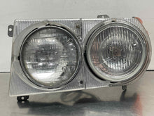Load image into Gallery viewer, HEADLIGHT LAMP ASSEMBLY 560 560 SEL 560SL 86 87 88 89 Left - NW677580
