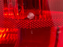 Load image into Gallery viewer, [INVENTORYCAR_YEAR_MAKE_MODEL] TAIL LIGHT LAMP ASSEMBLY Right - NW733007
