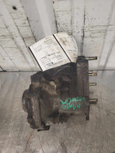 Load image into Gallery viewer, TRANSFER CASE Toyota Rav4 06 07 08 09 10 11 12 - NW733465
