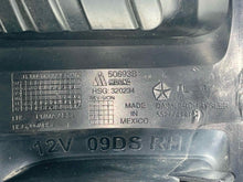 Load image into Gallery viewer, TAIL LIGHT LAMP ASSEMBLY 1500 Pickup 2500 Pickup 3500 Pickup 09-14 Right - NW736354
