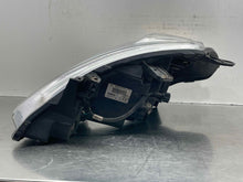 Load image into Gallery viewer, HEADLIGHT LAMP ASSEMBLY Nissan Versa 07 08 09 10 11 12 Right - NW736931
