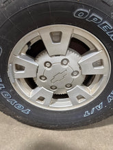 Load image into Gallery viewer, [INVENTORYCAR_YEAR_MAKE_MODEL] WHEEL RIM 15x7 ALUM 15x7, 6 lug, 5-1/2" - NW737419
