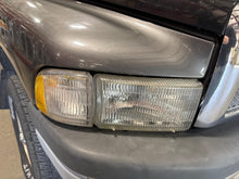 Load image into Gallery viewer, HEADLIGHT LAMP ASSEMBLY 1500 Pickup 2500 Pickup 3500 Pickup 94-02 Right - NW737724
