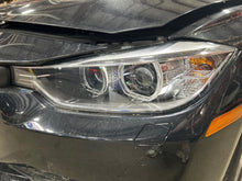 Load image into Gallery viewer, HEADLIGHT LAMP ASSEMBLY 320i 328D 328i 335i Active 3 12-15 Left - NW739844
