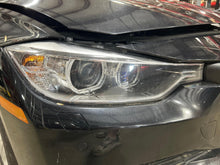 Load image into Gallery viewer, HEADLIGHT LAMP ASSEMBLY 320i 328D 328i 335i Active 3 12-15 Right - NW740088
