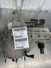 Load image into Gallery viewer, Transfer Case  DODGE 1500 PICKUP 2017 - NW743688

