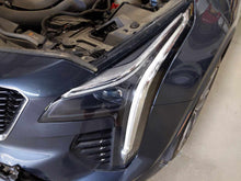 Load image into Gallery viewer, Headlight Lamp Assembly Cadillac XT4 2019 - NW744127
