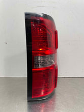 Load image into Gallery viewer, [INVENTORYCAR_YEAR_MAKE_MODEL] TAIL LIGHT LAMP ASSEMBLY Right - NW745467
