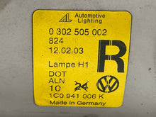 Load image into Gallery viewer, HEADLIGHT LAMP ASSEMBLY Beetle 98 99 00 01 02 03 04 05 Right - NW748928
