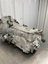 Load image into Gallery viewer, Transmission Kia Stinger 2021 - NW749437
