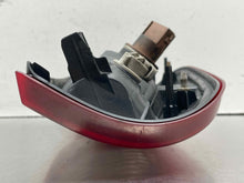Load image into Gallery viewer, TAIL LIGHT LAMP ASSEMBLY F250SD Pickup F350SD Pickup 08-16 Right - NW751977

