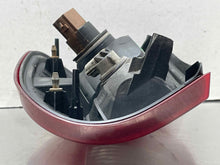 Load image into Gallery viewer, TAIL LIGHT LAMP ASSEMBLY F250SD Pickup F350SD Pickup 08-16 Left - NW751868
