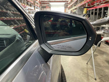 Load image into Gallery viewer, Side View Door Mirror  AUDI Q3 2020 - NW754719
