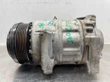 Load image into Gallery viewer, AC Compressor  GRAND CHEROKEE 2022 - NW754304
