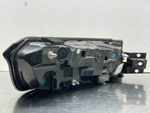 Load image into Gallery viewer, Tail Lamp Light  GRAND CHEROKEE 2022 - NW755074
