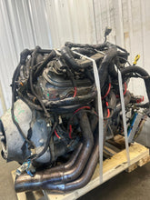 Load image into Gallery viewer, Engine Motor Chevrolet Corvette 2004 - NW755398
