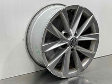 Load image into Gallery viewer, Wheel Rim Volkswagen Golf 2017 - NW757796
