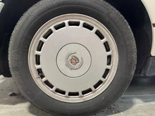 Load image into Gallery viewer, Wheel Rim Oldsmobile Allante 1992 - NW761971
