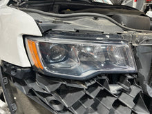 Load image into Gallery viewer, HEADLIGHT LAMP ASSEMBLY Jeep Grand Cherokee 17 18 19 20 Right - NW762653
