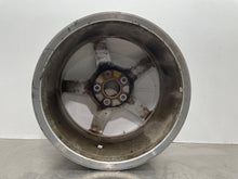Load image into Gallery viewer, Wheel Rim Chevrolet Corvette 2005 - NW762873
