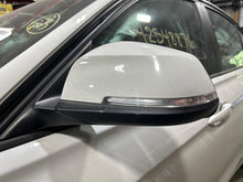 Load image into Gallery viewer, SIDE VIEW DOOR MIRROR 320i 328D 328i 330E 330i 335i 340i Active 3 13-19 Left - NW763334
