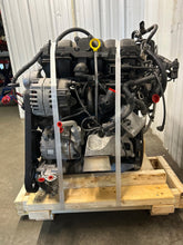 Load image into Gallery viewer, Engine Motor Volkswagen Touareg 2014 - NW765286

