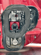 Load image into Gallery viewer, Tail Lamp Light Volkswagen Touareg 2014 - NW765341
