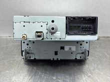 Load image into Gallery viewer, Radio  PROMASTER 1500 VAN 2021 - NW768972
