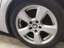 Load image into Gallery viewer, WHEEL 535xi 528xi 525xi 2006 06 2007 07 08 09 10 17x7.5 5 Spoke - NW769097
