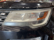 Load image into Gallery viewer, HEADLIGHT LAMP ASSEMBLY Ford Explorer 2016 16 2017 17 Left - NW772028
