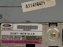 Load image into Gallery viewer, Radio  THUNDERBIRD 2003 - NW774875
