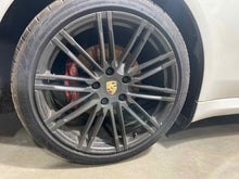 Load image into Gallery viewer, Wheel Rim  PORSCHE PANAMERA 2017 - NW775213

