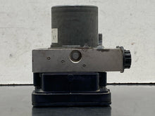 Load image into Gallery viewer, ABS Pump  FORD F250SD PICKUP 2022 - NW775730
