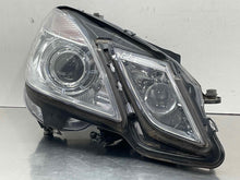 Load image into Gallery viewer, HEADLIGHT LAMP ASSEMBLY E300 E350 E400 E550 E63 10 11 12 13 Right - NW776080
