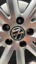 Load image into Gallery viewer, Wheel Eos Passat 2006 06 07 08 09 10 11 17x7.5 10 Spoke - NW778259
