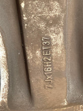 Load image into Gallery viewer, WHEEL slk230 slk320 97 98 99 00 - 02 03 04 16" 7 Spoke - NW778684
