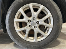 Load image into Gallery viewer, WHEEL RIM Cherokee 2014-2018 17x7 ALUM 17x7, 5 lug, 110mm - NW781744

