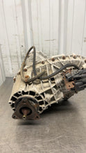 Load image into Gallery viewer, TRANSFER CASE Porsche Cayenne 2004 04 2005 05 2006 06 - NW782275
