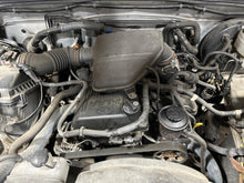 Load image into Gallery viewer, ENGINE MOTOR Toyota Tacoma 2005-2015 2.7L VIN X - NW782416
