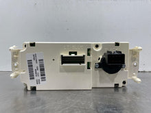 Load image into Gallery viewer, REAR TEMPERATURE CONTROLS Avalanche 1500 Avalanche 2500 Silverado 03-04 - NW784578
