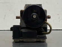 Load image into Gallery viewer, ABS Pump  AVALANCHE 1500 2003 - NW784204
