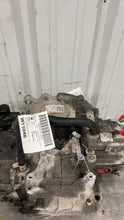Load image into Gallery viewer, Transmission Lincoln MKZ 2017 - NW786547
