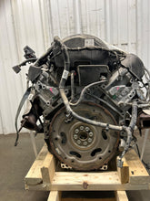 Load image into Gallery viewer, Engine Motor  SILVERADO 1500 PICKUP 2018 - NW790770
